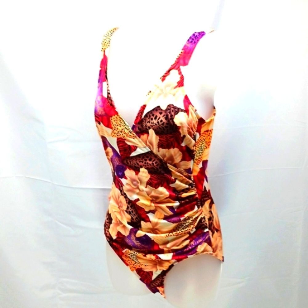 Miraclesuit One Piece Swimsuit Multicolor Floral Animal Print Woman Medium......